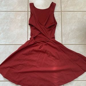 Hollister S: red open back med length dress❤️